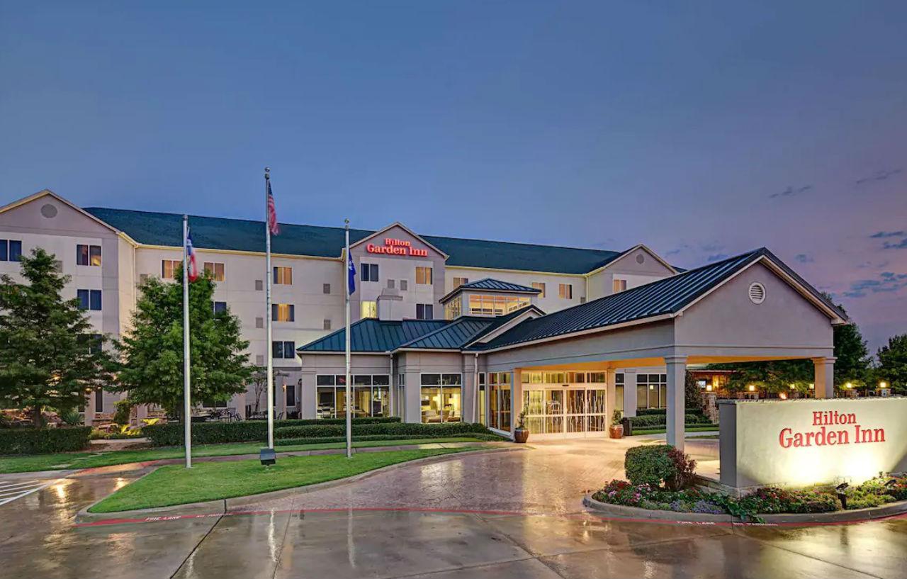 Hilton Garden Inn Dfw Airport South Irving Dış mekan fotoğraf