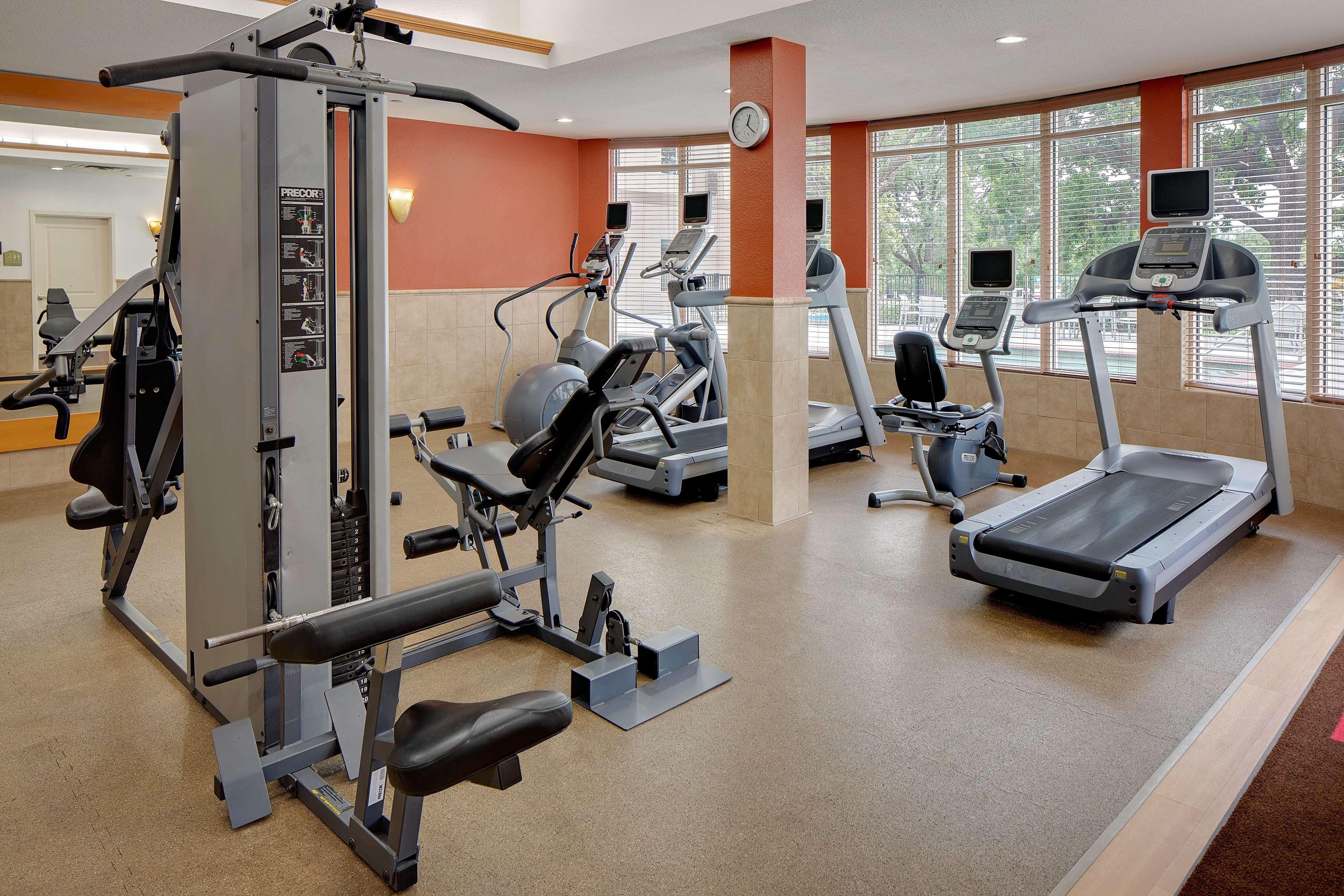 Hilton Garden Inn Dfw Airport South Irving Dış mekan fotoğraf