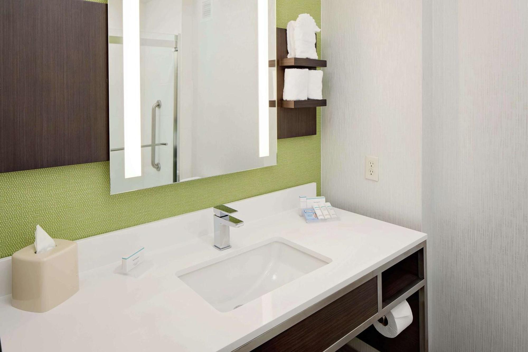 Hilton Garden Inn Dfw Airport South Irving Dış mekan fotoğraf