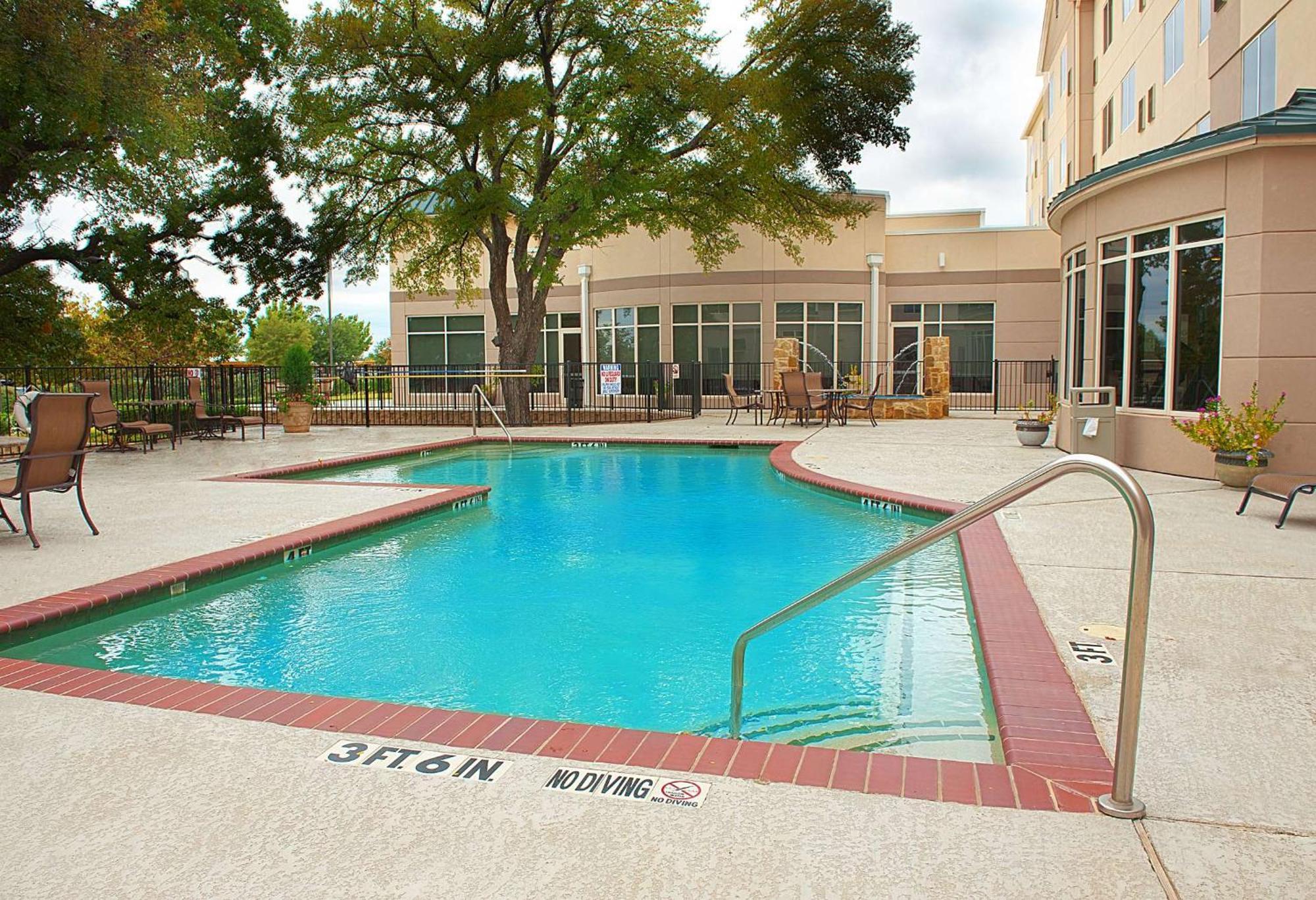 Hilton Garden Inn Dfw Airport South Irving Dış mekan fotoğraf